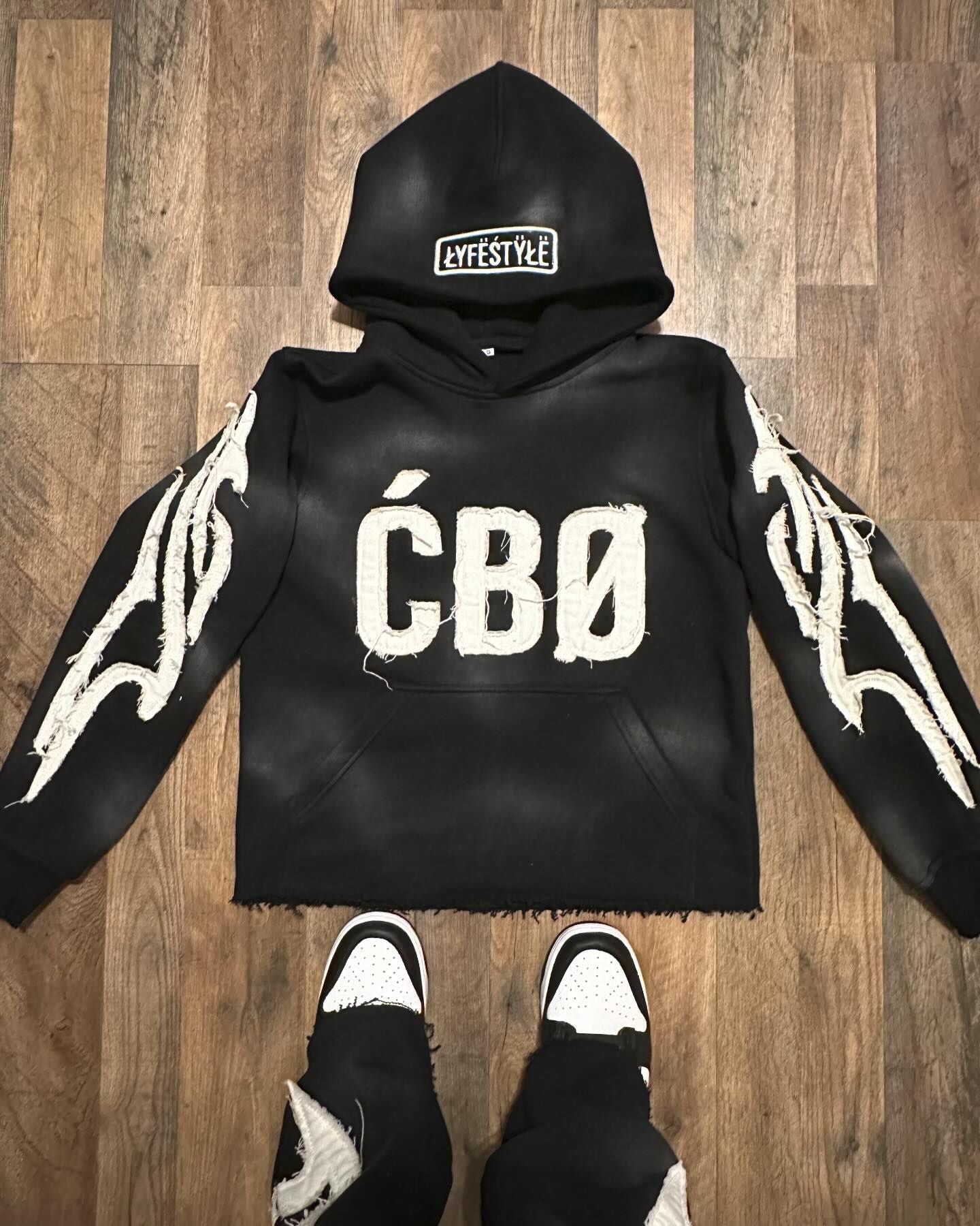 ZOVENTO™  |  CBO Set ( HOODIE + JEANS )