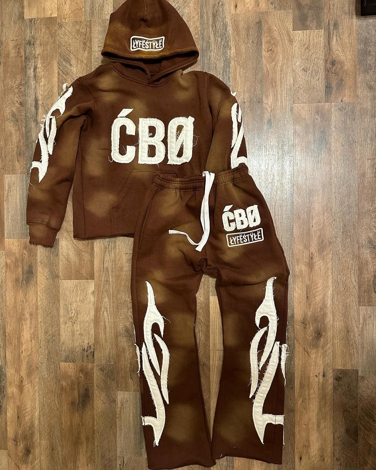 ZOVENTO™  |  CBO Set ( HOODIE + JEANS )