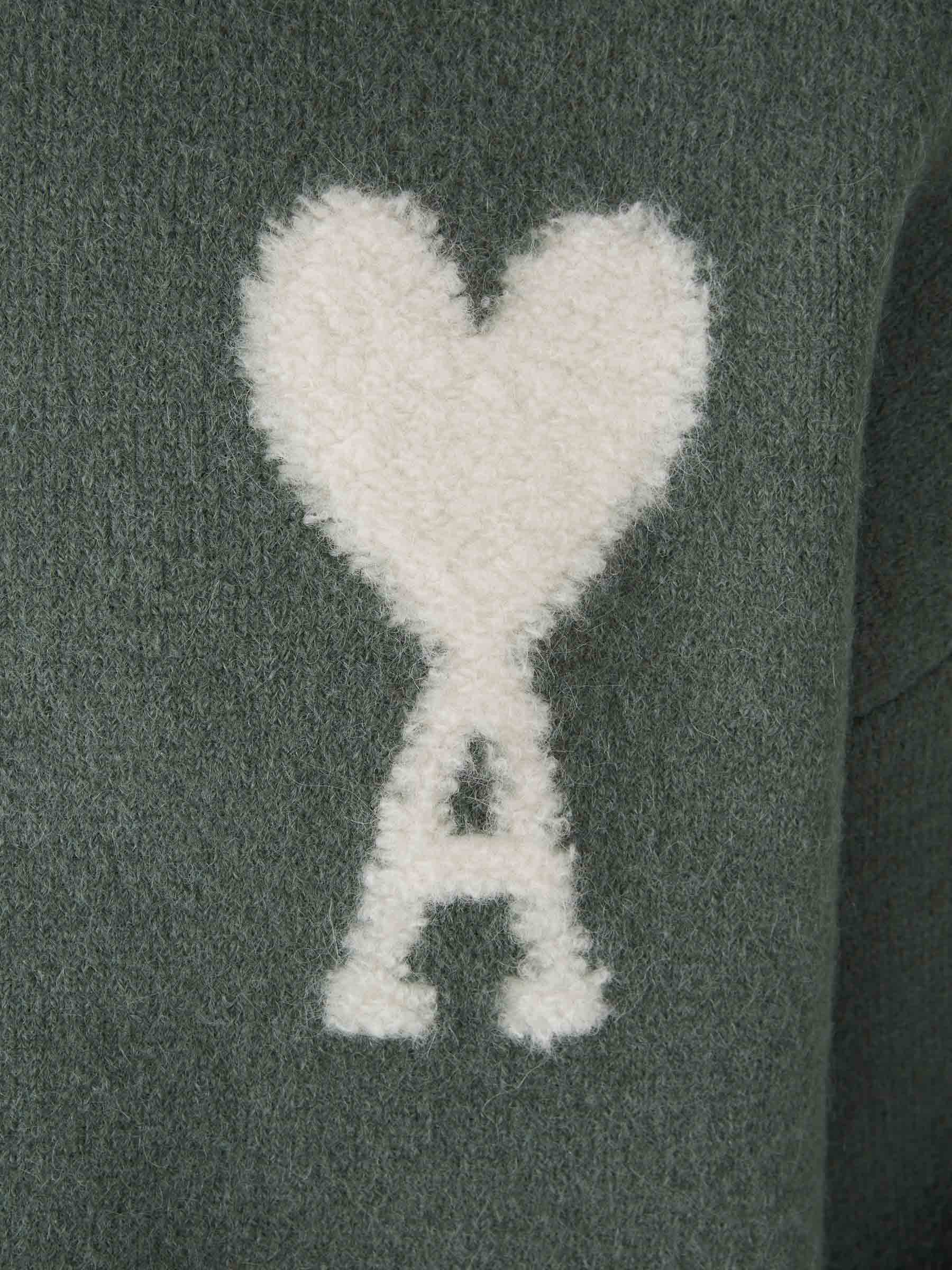 ZOVENTO™  |  Ami. Heart Sweater