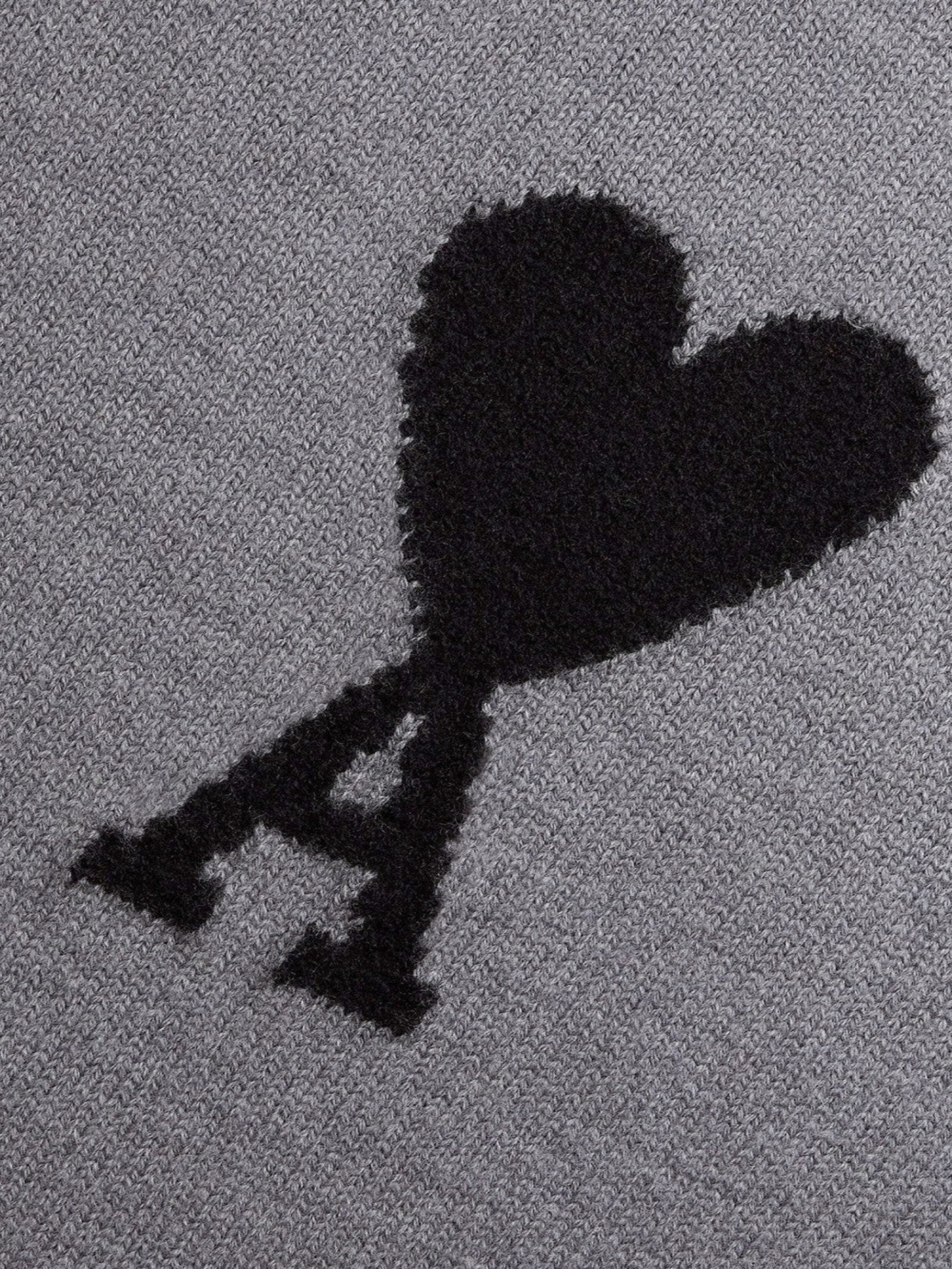 ZOVENTO™  |  Ami. Heart Sweater